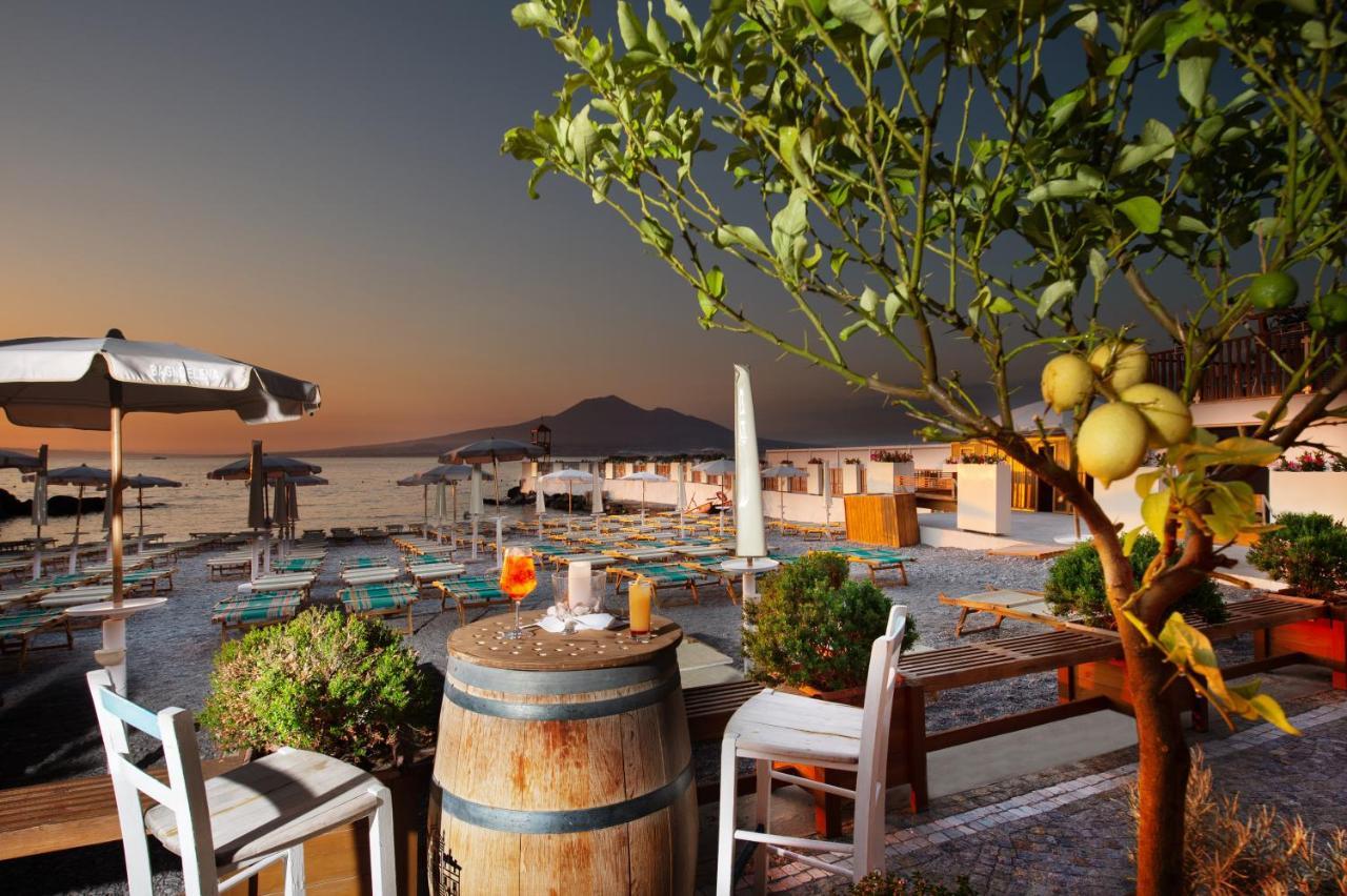 La Fornace Relais & Spa กาสเตลลัมมาเร ดิ สตาเบีย ภายนอก รูปภาพ