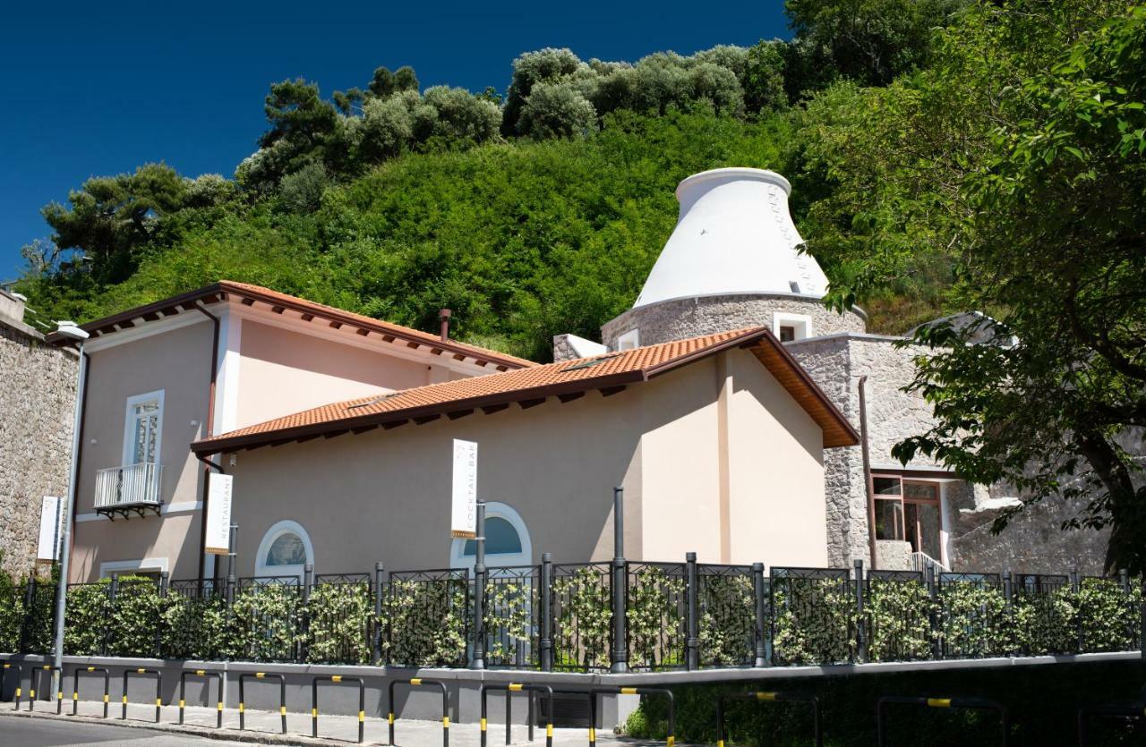 La Fornace Relais & Spa กาสเตลลัมมาเร ดิ สตาเบีย ภายนอก รูปภาพ